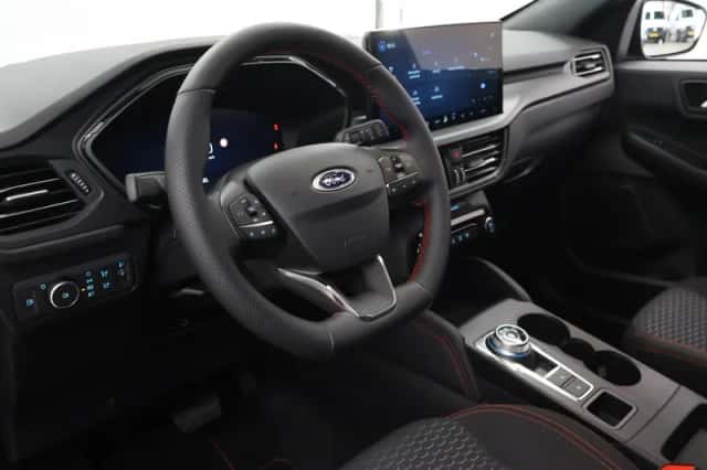 Ford Kuga (2025) thumbnail 7