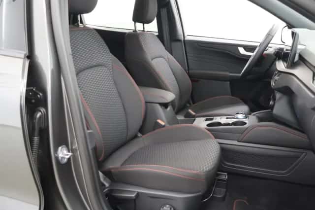 Ford Kuga (2025) thumbnail 10