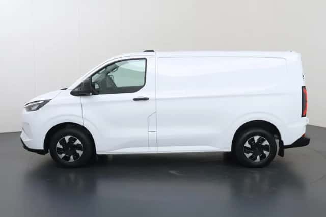 Ford E-Transit Custom (2025) thumbnail 5