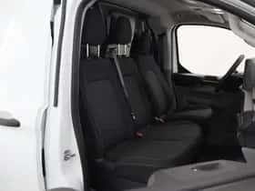 Ford E-Transit Custom (2025) thumbnail 10