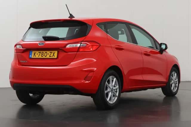 Ford Fiesta (2021) thumbnail 2