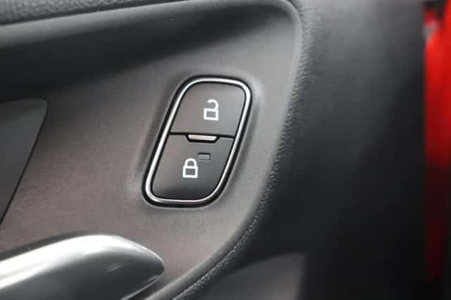 Ford Fiesta (2021) thumbnail 31