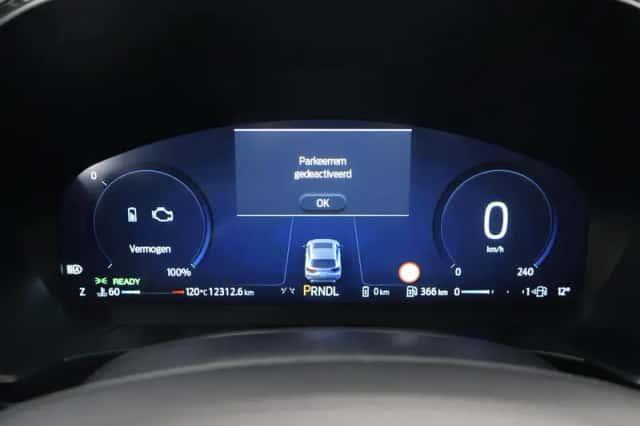 Ford Kuga (2025) thumbnail 14