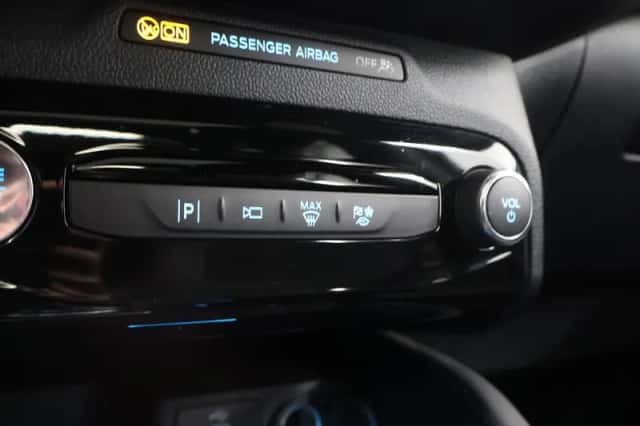 Ford Kuga (2025) thumbnail 27