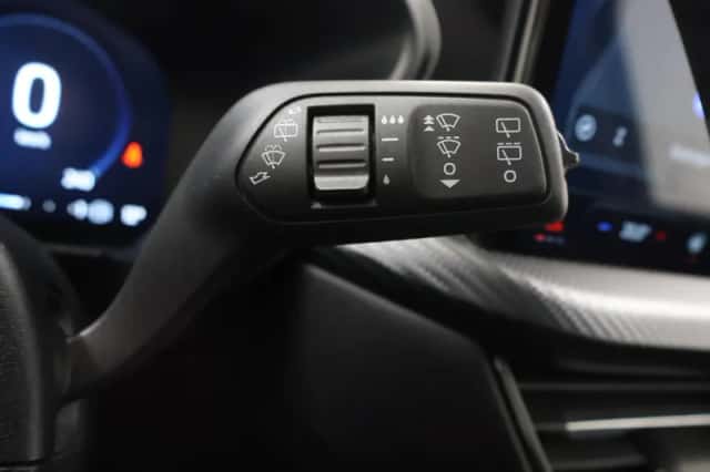 Ford Kuga (2025) thumbnail 32