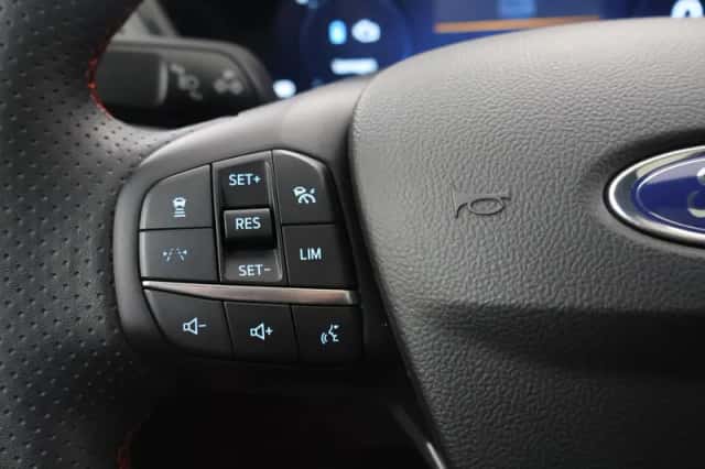 Ford Kuga (2025) thumbnail 33