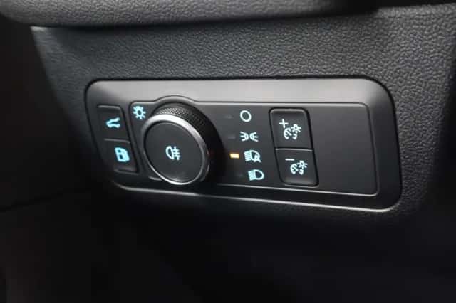 Ford Kuga (2025) thumbnail 35