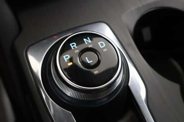 Ford Kuga (2022) thumbnail 26