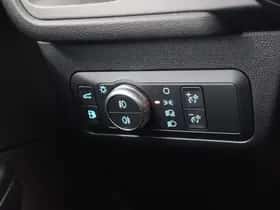 Ford Kuga (2022) thumbnail 36