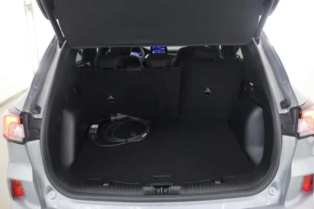 Ford Kuga (2022) thumbnail 39