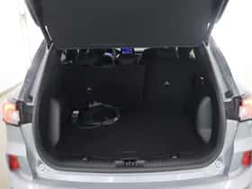 Ford Kuga (2022) thumbnail 39