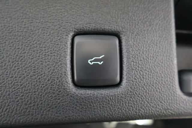 Ford Kuga (2022) thumbnail 40