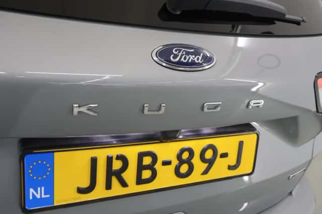 Ford Kuga (2022) thumbnail 41