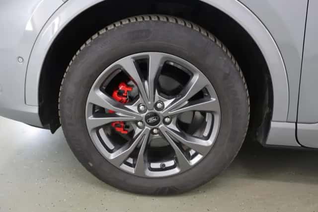 Ford Kuga (2022) thumbnail 44