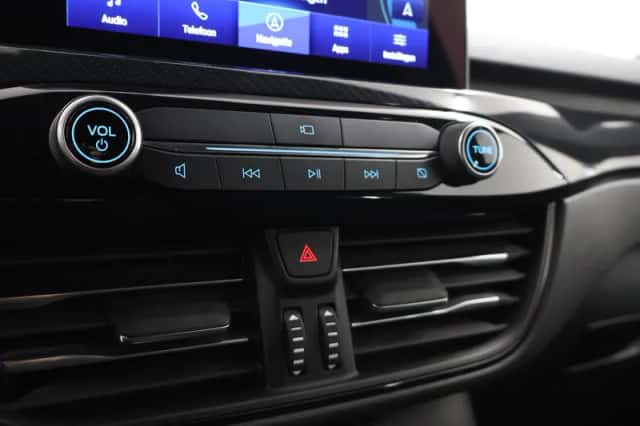 Ford Kuga (2020) thumbnail 21