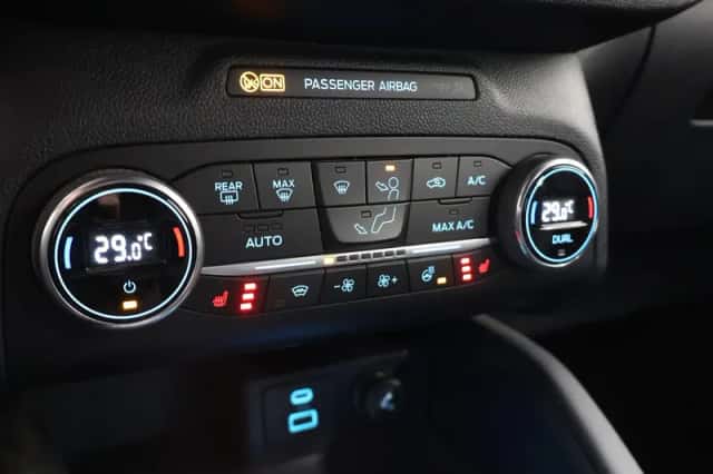 Ford Kuga (2020) thumbnail 24