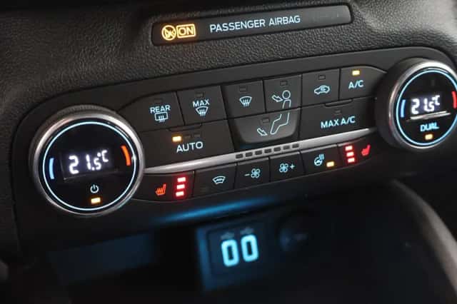 Ford Focus (2022) thumbnail 21