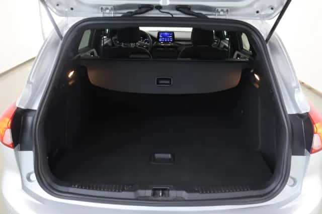 Ford Focus (2022) thumbnail 36