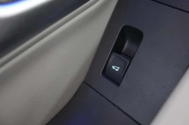 Ford Explorer (2025) thumbnail 34