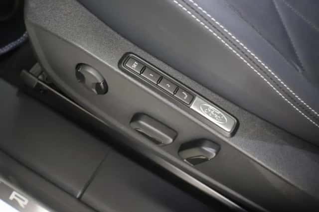 Ford Explorer (2025) thumbnail 39