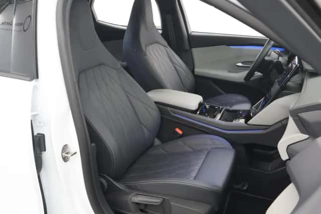 Ford Explorer (2025) thumbnail 10