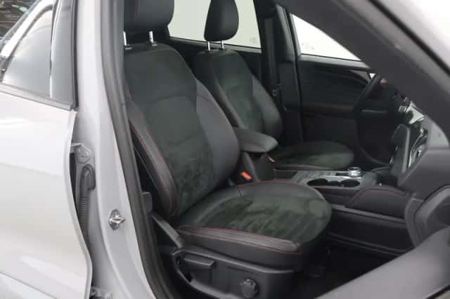 Ford Kuga (2024) thumbnail 10