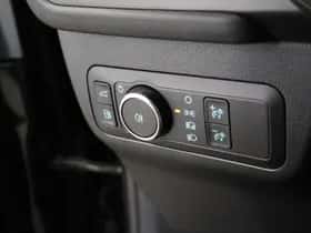 Ford Kuga (2024) thumbnail 34