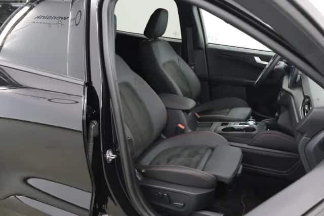 Ford Kuga (2024) thumbnail 10