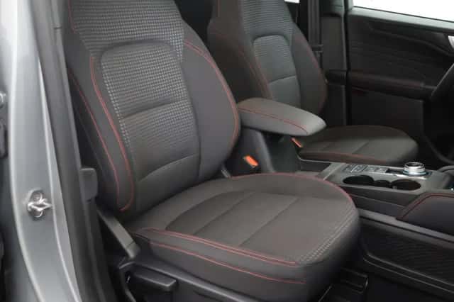 Ford Kuga (2022) thumbnail 11