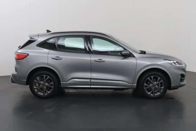 Ford Kuga (2022) thumbnail 6