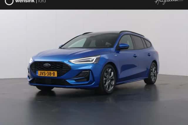 Ford Focus (2023) thumbnail 1