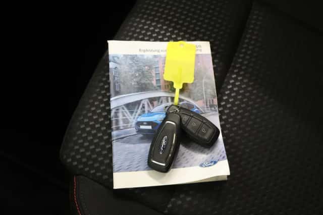 Ford Focus (2023) thumbnail 30