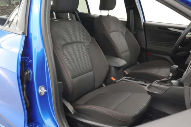 Ford Focus (2023) thumbnail 10