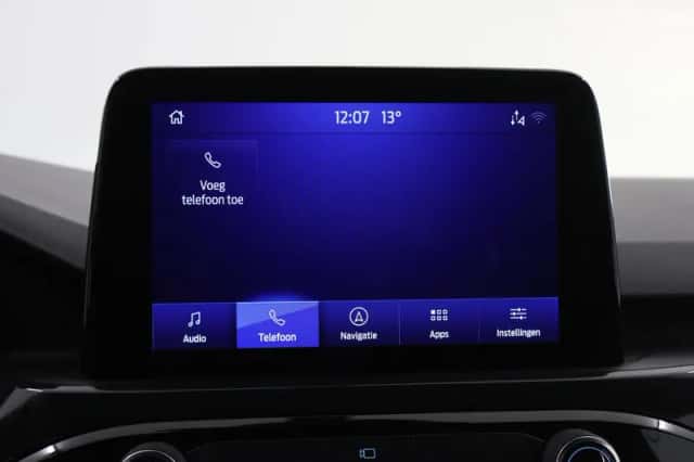 Ford Kuga (2022) thumbnail 16