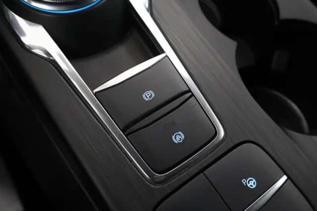 Ford Kuga (2022) thumbnail 26