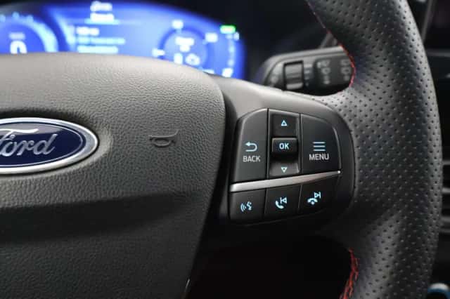 Ford Kuga (2022) thumbnail 30