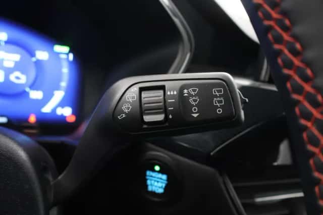 Ford Kuga (2022) thumbnail 31