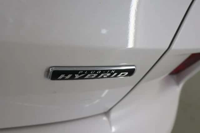 Ford Kuga (2022) thumbnail 44