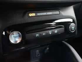 Ford Kuga (2025) thumbnail 24