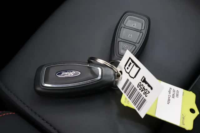 Ford Kuga (2025) thumbnail 27