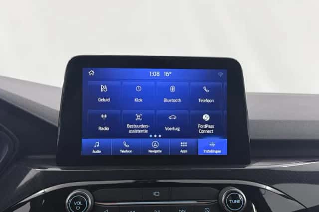 Ford Kuga (2023) thumbnail 19