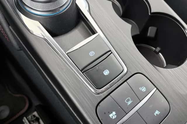 Ford Kuga (2023) thumbnail 26