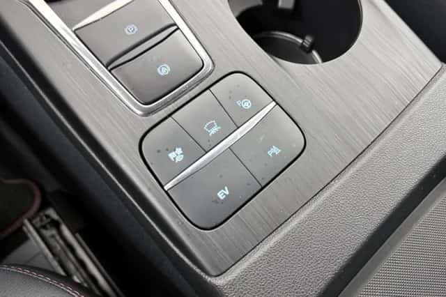 Ford Kuga (2023) thumbnail 27