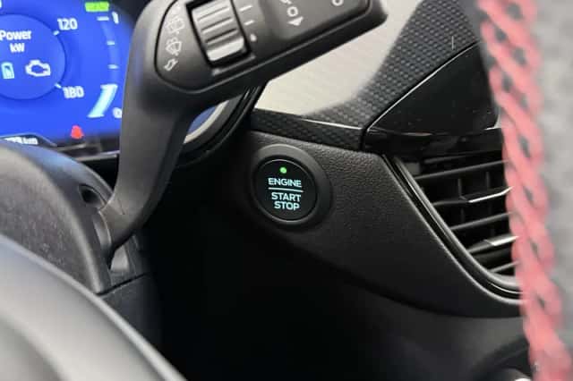 Ford Kuga (2023) thumbnail 29