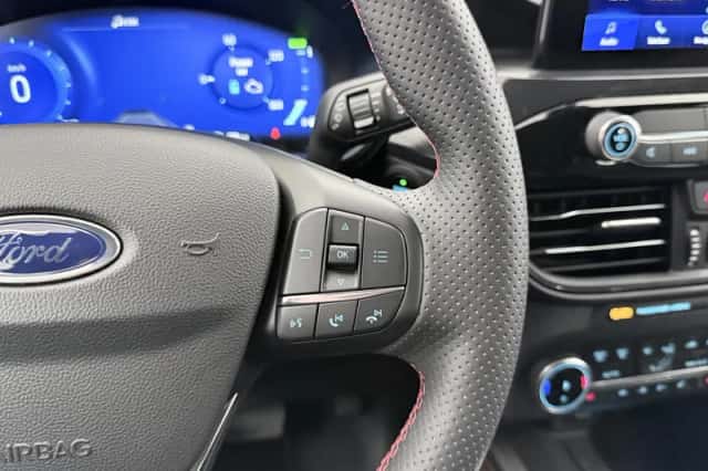 Ford Kuga (2023) thumbnail 30