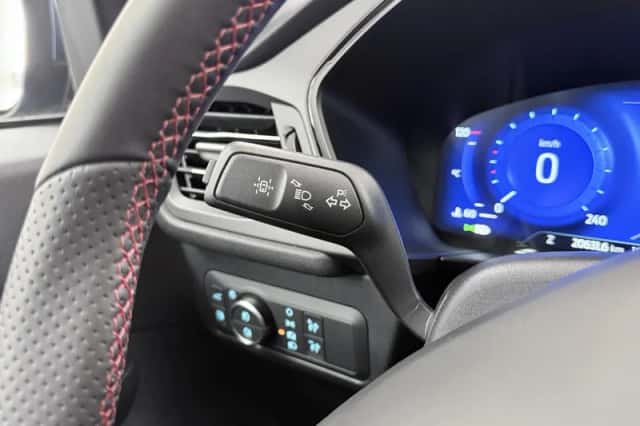 Ford Kuga (2023) thumbnail 33