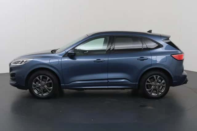 Ford Kuga (2023) thumbnail 5