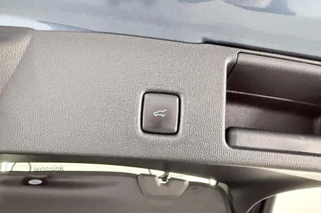 Ford Kuga (2023) thumbnail 42