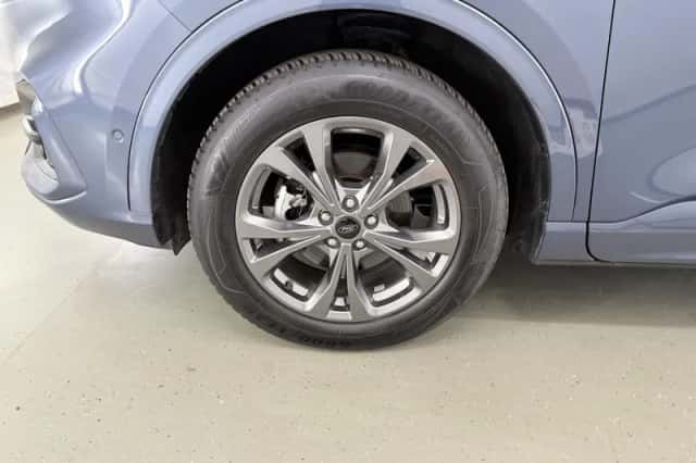 Ford Kuga (2023) thumbnail 46