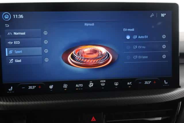 Ford Kuga (2025) thumbnail 21